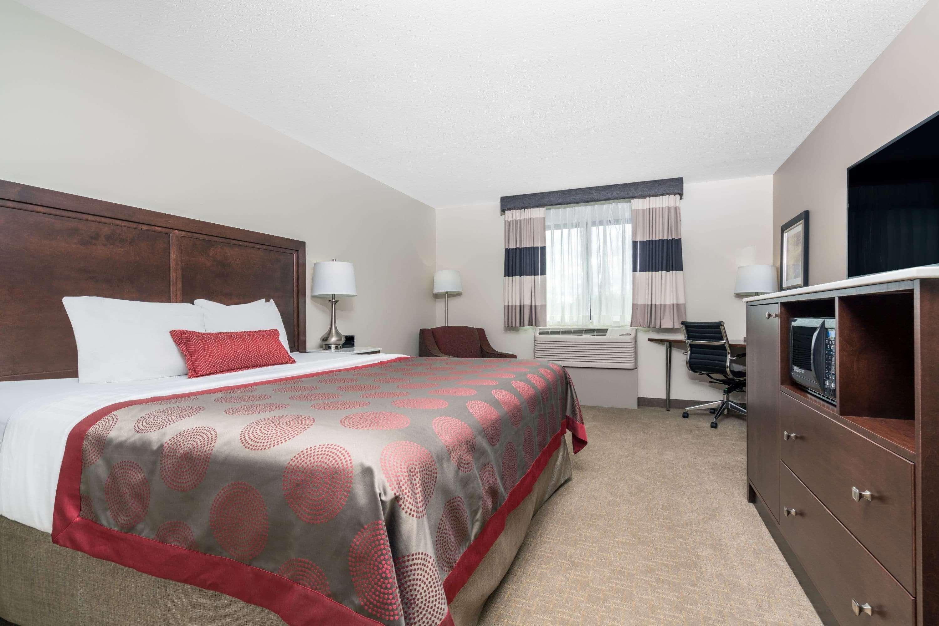 Ramada By Wyndham Minneapolis Golden Valley מראה חיצוני תמונה
